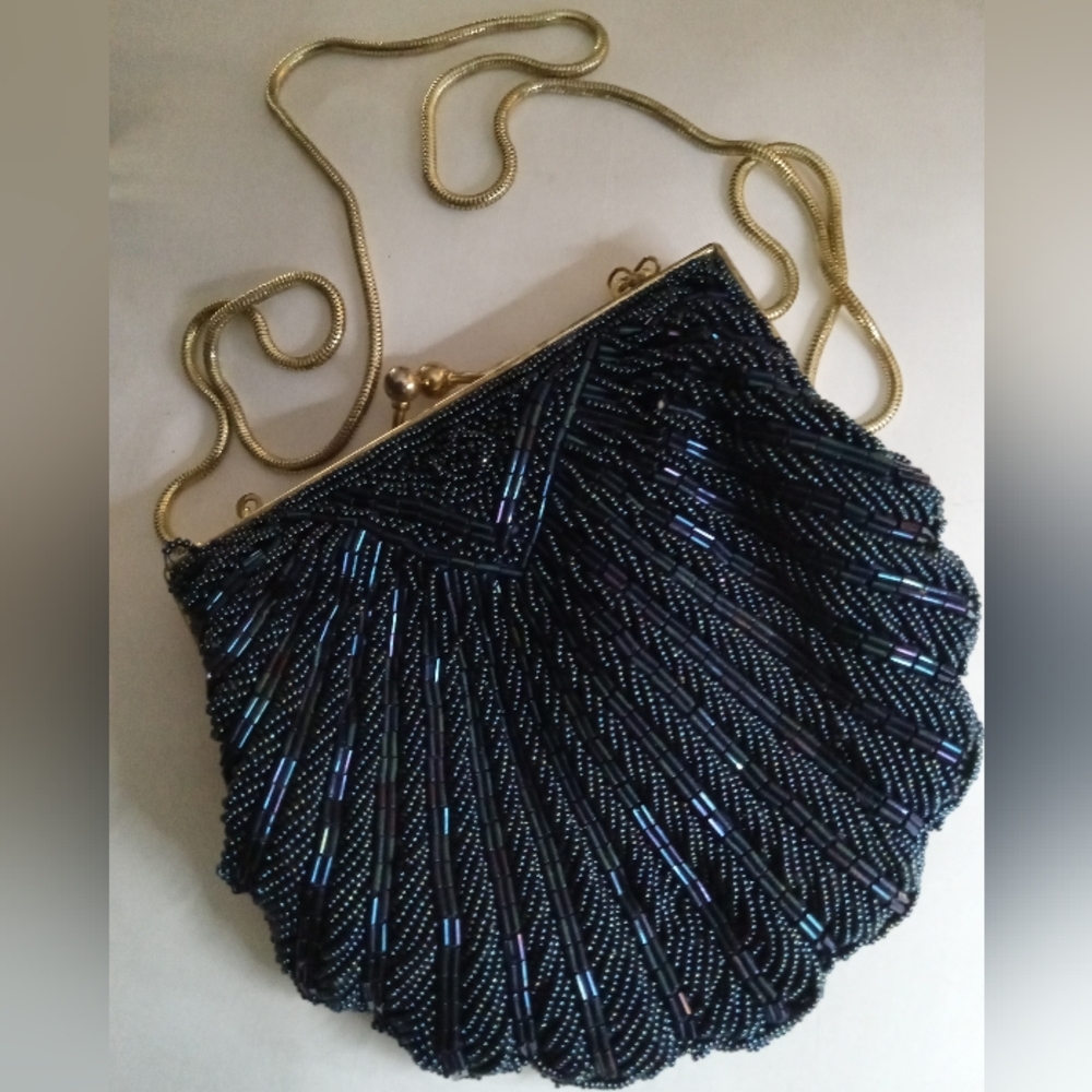 Vintage , beaded ,Seashell purse